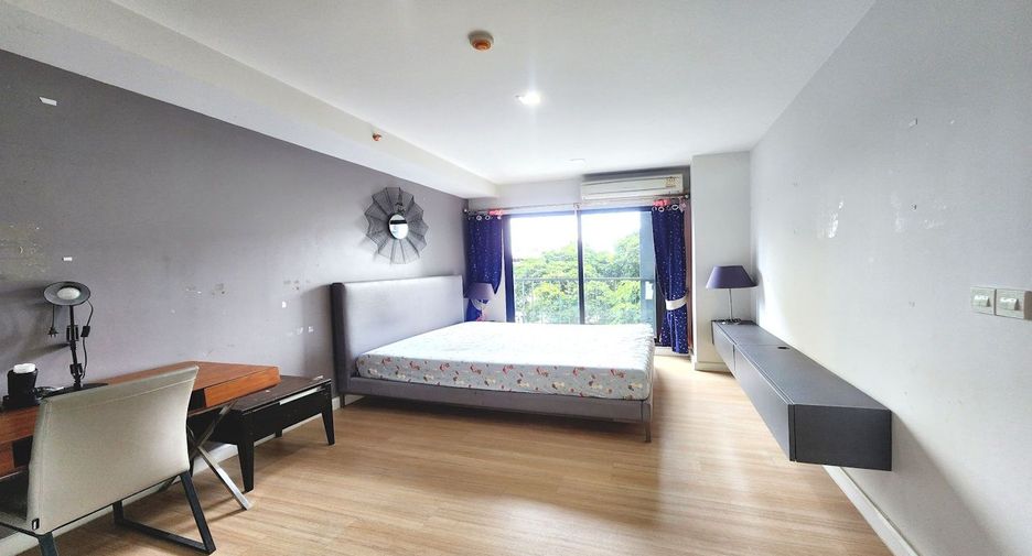 For sale 1 bed condo in Sathon, Bangkok