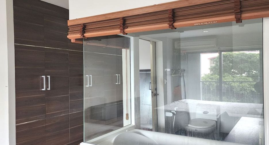 For sale 1 bed condo in Sathon, Bangkok