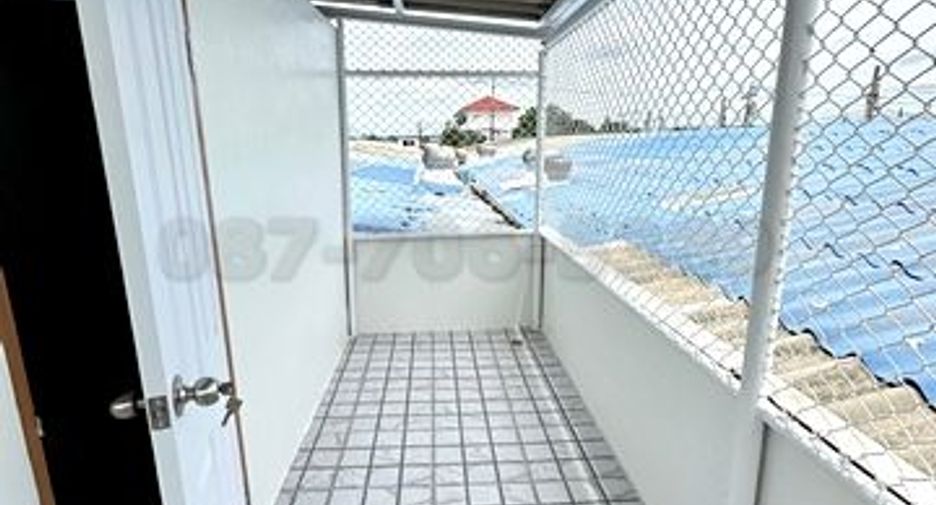 For sale 2 bedrooms townhouse in Don Mueang, Bangkok