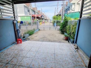 For sale 2 Beds townhouse in Lat Lum Kaeo, Pathum Thani