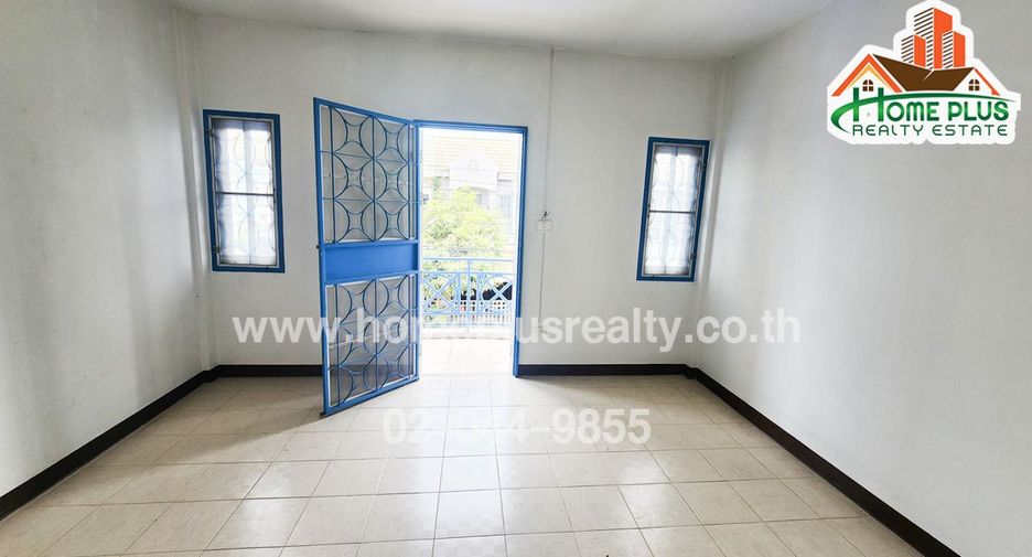 For sale 2 bedrooms townhouse in Min Buri, Bangkok