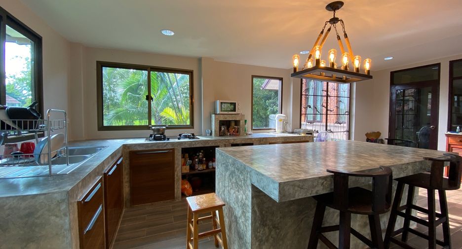 For rent and for sale 2 bedrooms house in Doi Saket, Chiang Mai