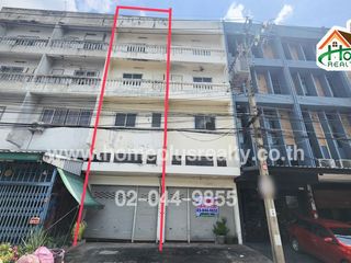 出售 6 卧室 商业空间 在 Don Mueang, 曼谷
