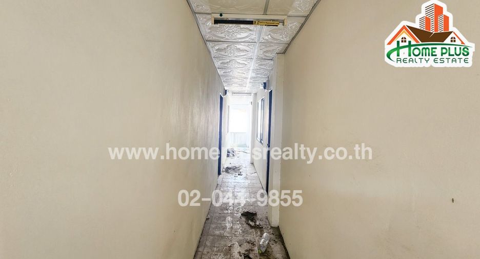 For sale 6 bedrooms retail Space in Don Mueang, Bangkok