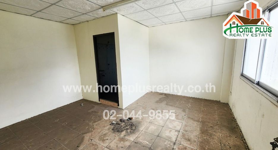 For sale 6 bedrooms retail Space in Don Mueang, Bangkok