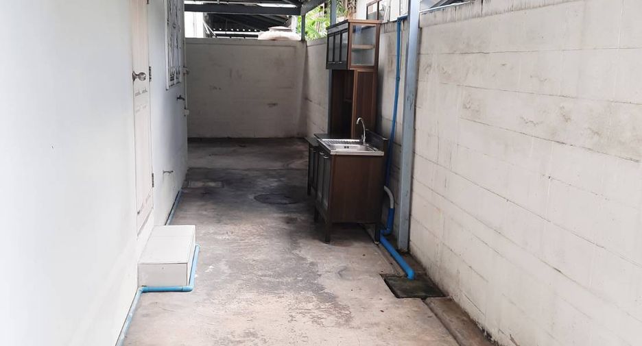 出租 3 卧室 独立屋 在 Watthana, 曼谷