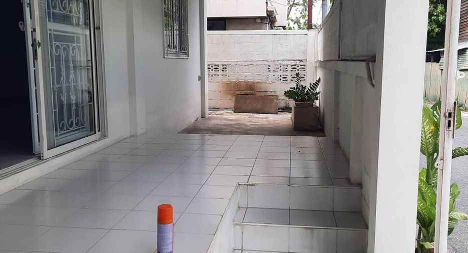出租 3 卧室 独立屋 在 Watthana, 曼谷
