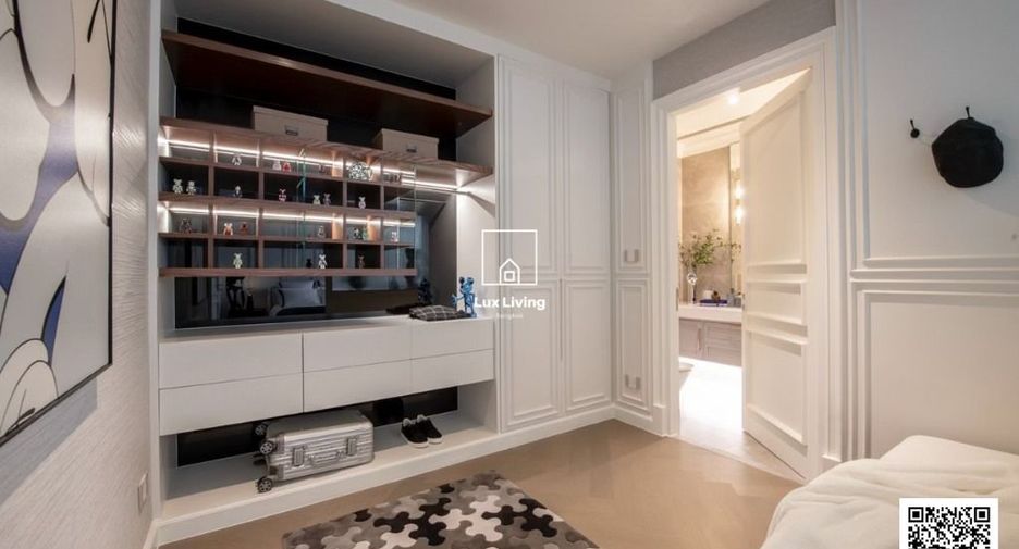 For sale 3 bedrooms house in Watthana, Bangkok