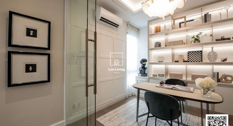 For sale 3 bedrooms house in Watthana, Bangkok