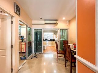 For sale 3 bed townhouse in Yan Nawa, Bangkok