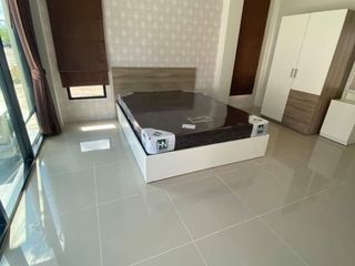 For sale 6 bedrooms retail Space in Si Racha, Chonburi