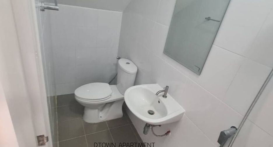 À vendre 6 chambres local commercial à Si Racha, Chonburi