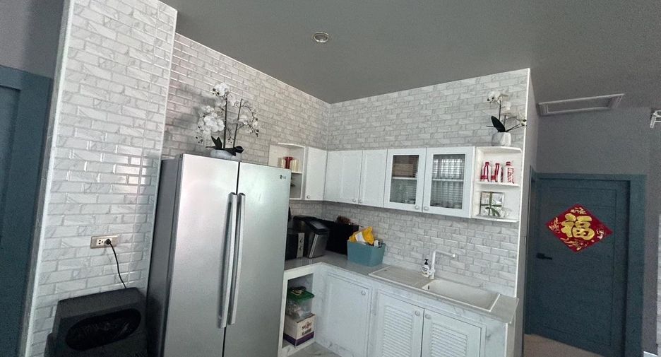 For rent 4 bedrooms villa in Hang Dong, Chiang Mai