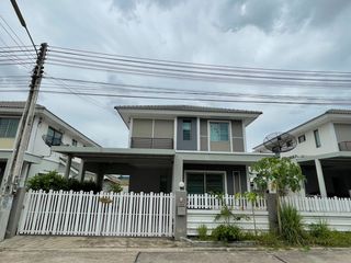 For sale 3 bedrooms house in Si Racha, Chonburi