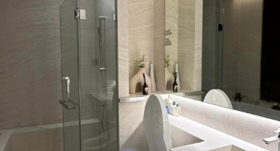 Condo en venta de 1 habitaciones en Khlong Toei, Bangkok