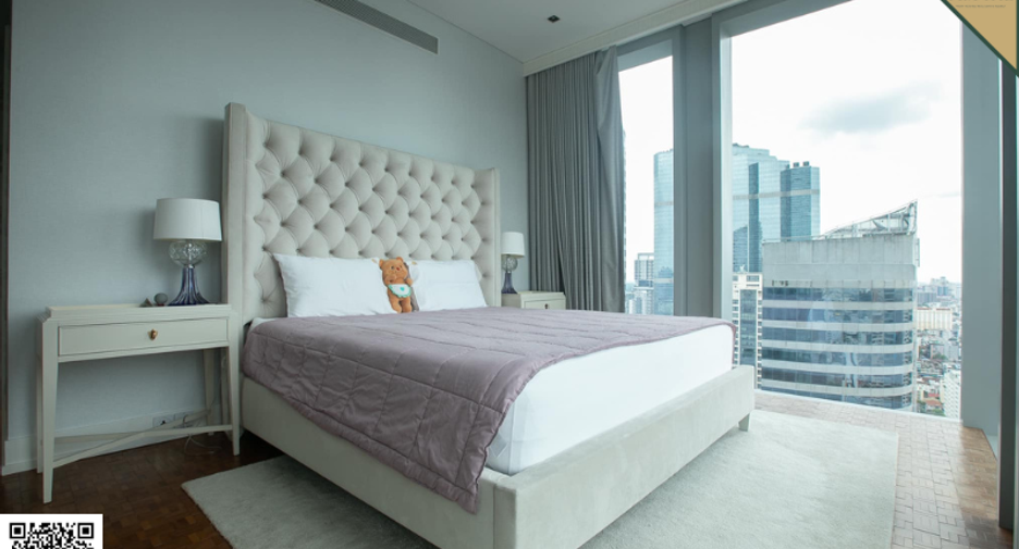 For sale 3 bedrooms condo in Sathon, Bangkok
