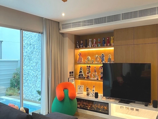 For sale 4 bedrooms house in Taling Chan, Bangkok