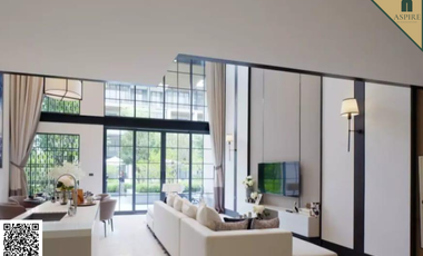 For sale 5 bedrooms house in Watthana, Bangkok