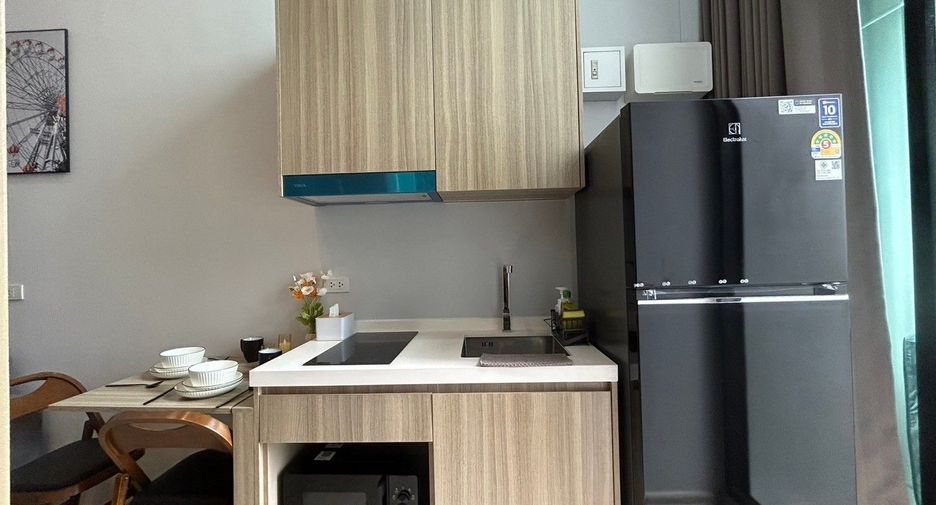 For rent 2 bedrooms condo in Chom Thong, Bangkok
