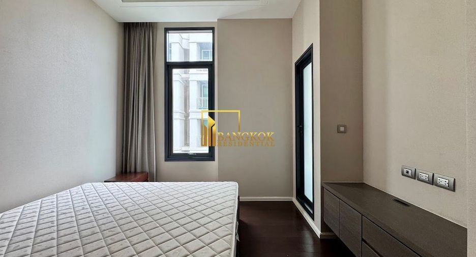 For rent 2 bedrooms condo in Khlong Toei, Bangkok