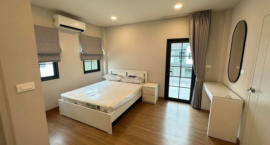À louer 4 chambres maison à Bang Phli, Samut Prakan