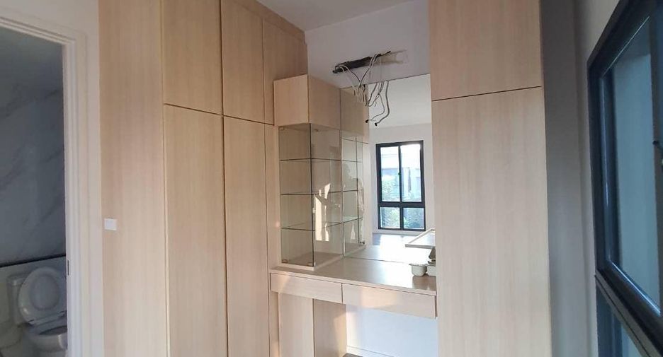 For sale 4 bedrooms townhouse in Prawet, Bangkok