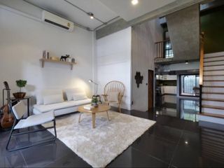 For rent 5 bedrooms house in Watthana, Bangkok