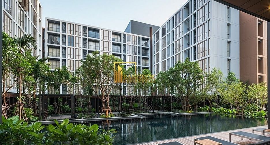 For rent 2 bedrooms condo in Watthana, Bangkok