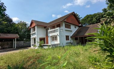 Продажа 4 спальни дом в Тхащи Щаттхана, Бангкок