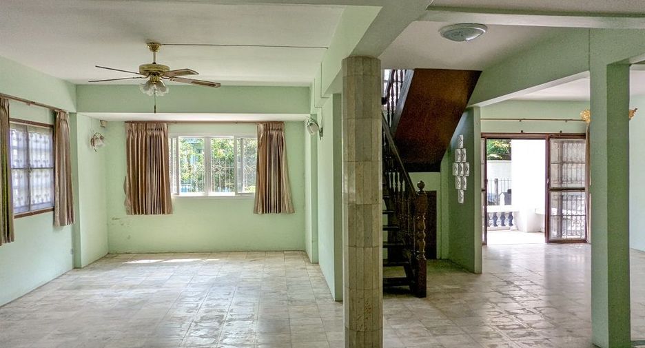 À vendre 4 chambres maison à Thawi Watthana, Bangkok