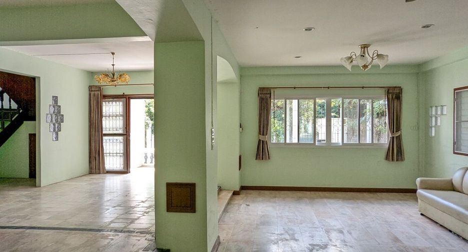 À vendre 4 chambres maison à Thawi Watthana, Bangkok