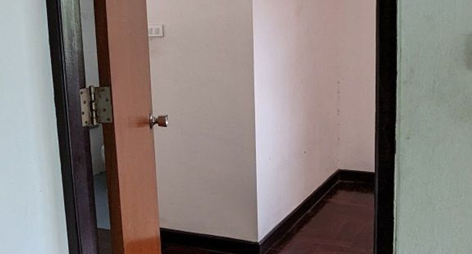 À vendre 4 chambres maison à Thawi Watthana, Bangkok