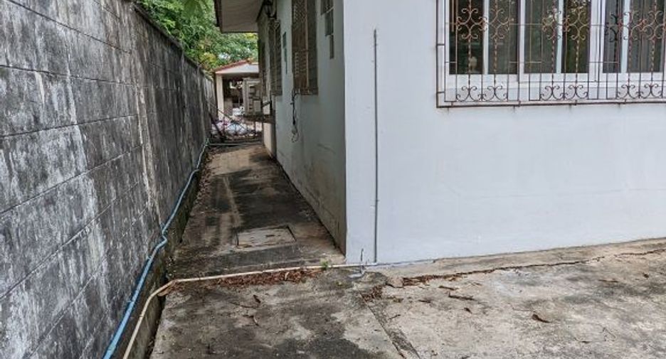 À vendre 4 chambres maison à Thawi Watthana, Bangkok