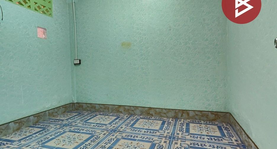 Reihenhaus zum Kauf mit 2 Zimmer in Mueang Samut Songkhram, Samut Songkhram