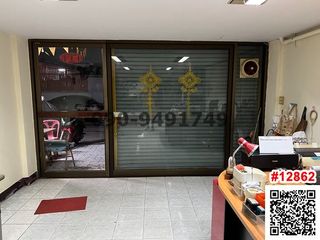 For sale 3 bedrooms retail Space in Mueang Samut Prakan, Samut Prakan