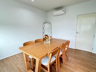 Casa adosada en alquiler de 3 habitaciones en Saphan Sung, Bangkok