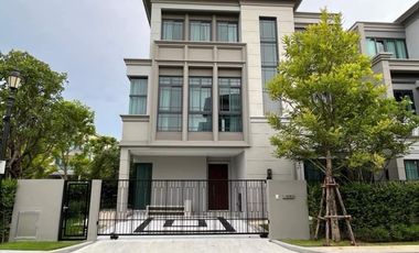 Casa adosada en venta de 3 habitaciones en Prawet, Bangkok
