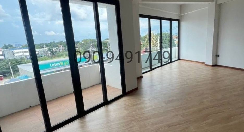 For rent 5 bedrooms office in Bang Kruai, Nonthaburi