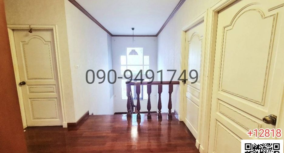 For rent 5 bedrooms house in Lat Phrao, Bangkok