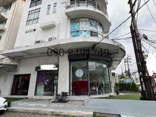 Аренда 5 спальни торговое помещение в Суан Луанг, Бангкок