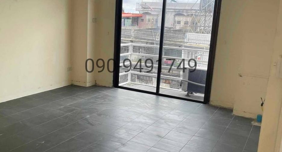 For rent 5 bedrooms retail Space in Suan Luang, Bangkok