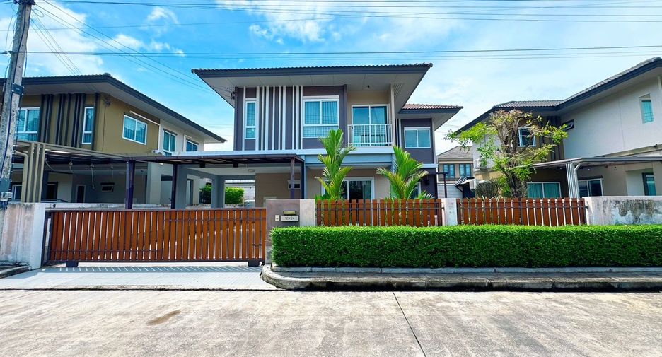 For sale 4 bedrooms house in Mueang Phuket, Phuket