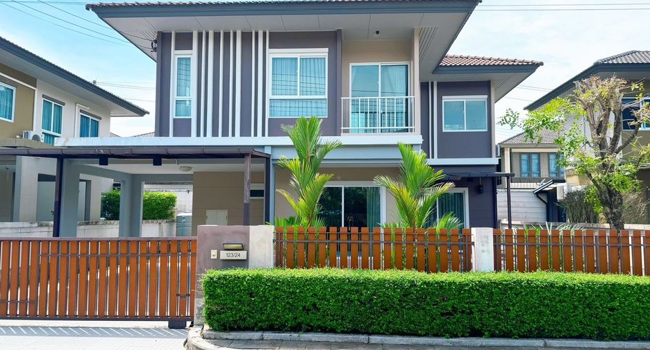 For sale 4 bedrooms house in Mueang Phuket, Phuket