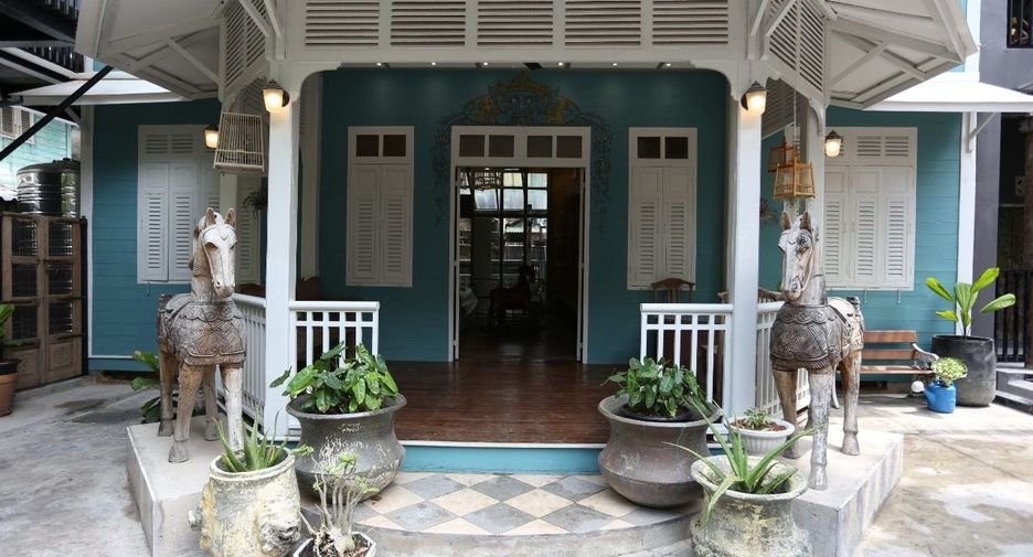 À louer 3 chambres maison à Bang Rak, Bangkok