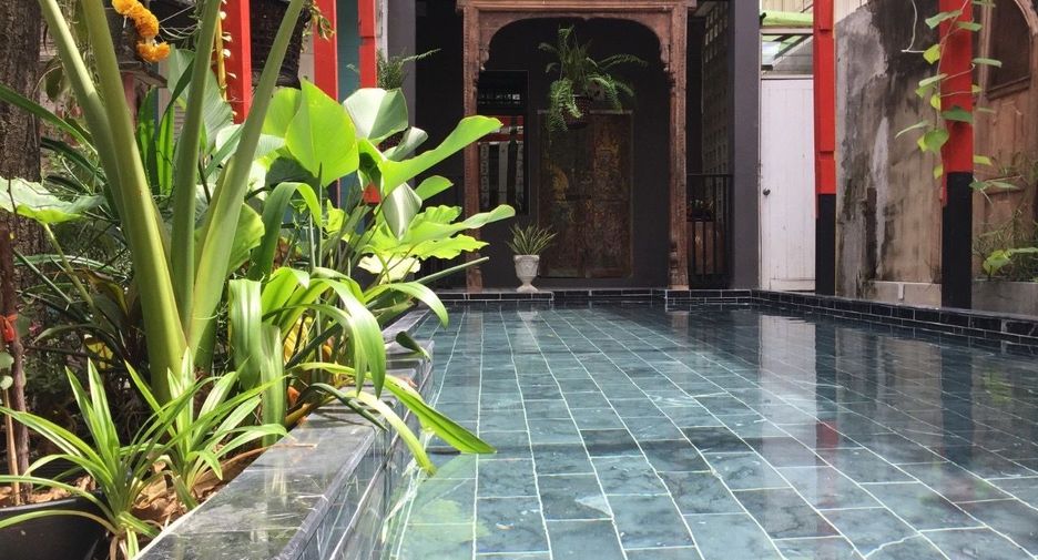 À louer 3 chambres maison à Bang Rak, Bangkok