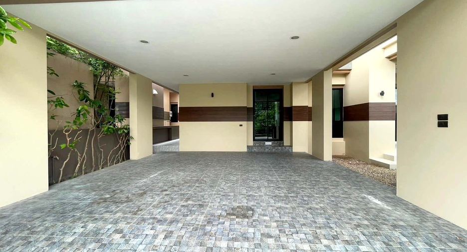 For sale 4 bedrooms house in Mae Rim, Chiang Mai