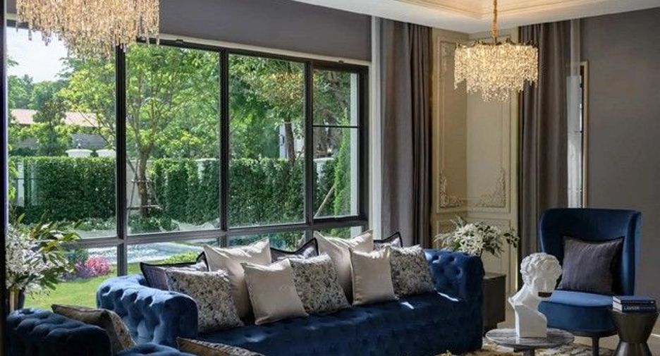For sale 5 bedrooms house in Bang Khae, Bangkok