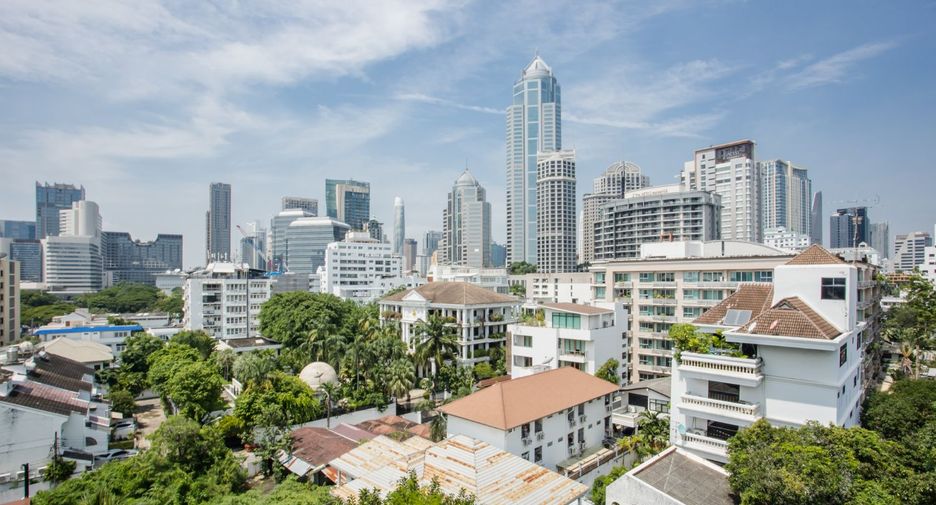 For rent 2 Beds condo in Khlong Toei, Bangkok