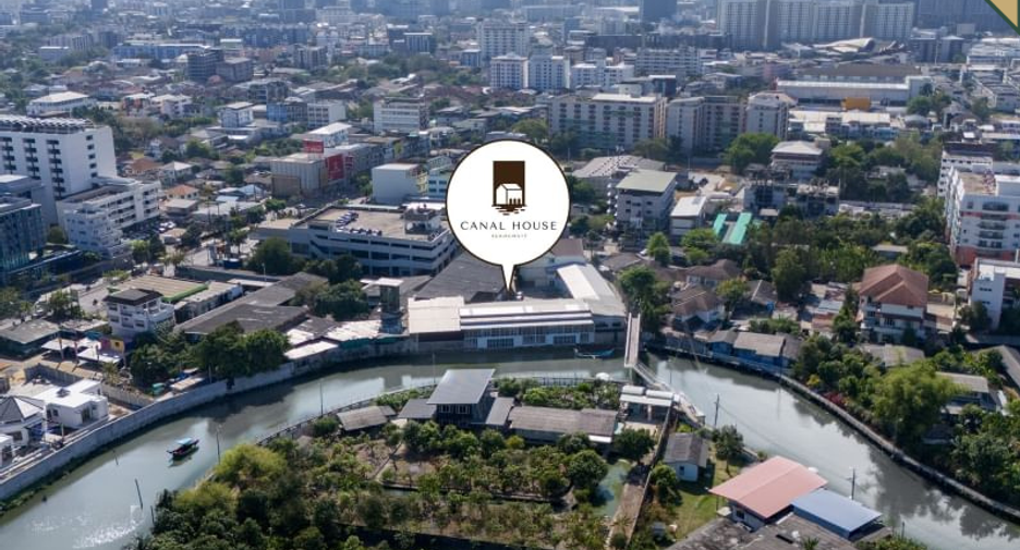 出租 2 卧室 联排别墅 在 Suan Luang, 曼谷
