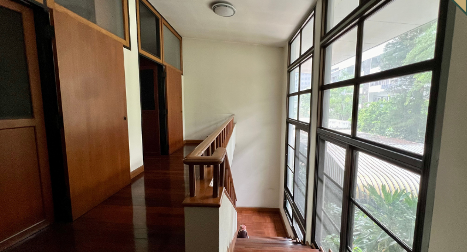Casa en alquiler de 3 habitaciones en Watthana, Bangkok